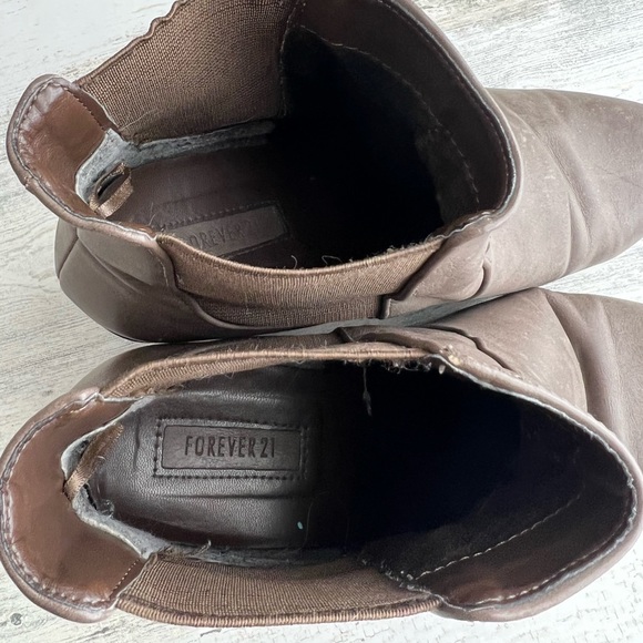 Booties - Picture 4 of 4